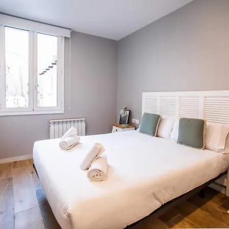 Apartmán B3mal1081- New 2br Flat With Private Terrace