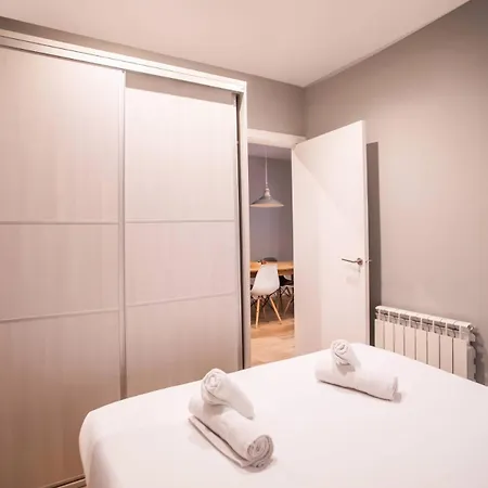 Apartmán B3mal1081- New 2br Flat With Private Terrace *