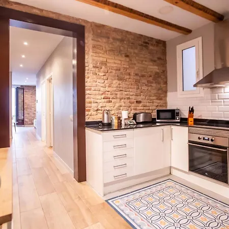 Apartmán B3mal1081- New 2br Flat With Private Terrace *